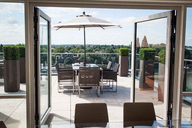 Kew Roof Terrace contemporary-deck