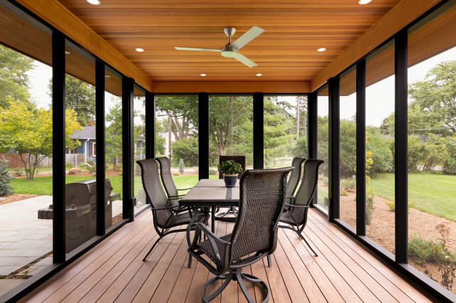 River Roost contemporaneo-porche