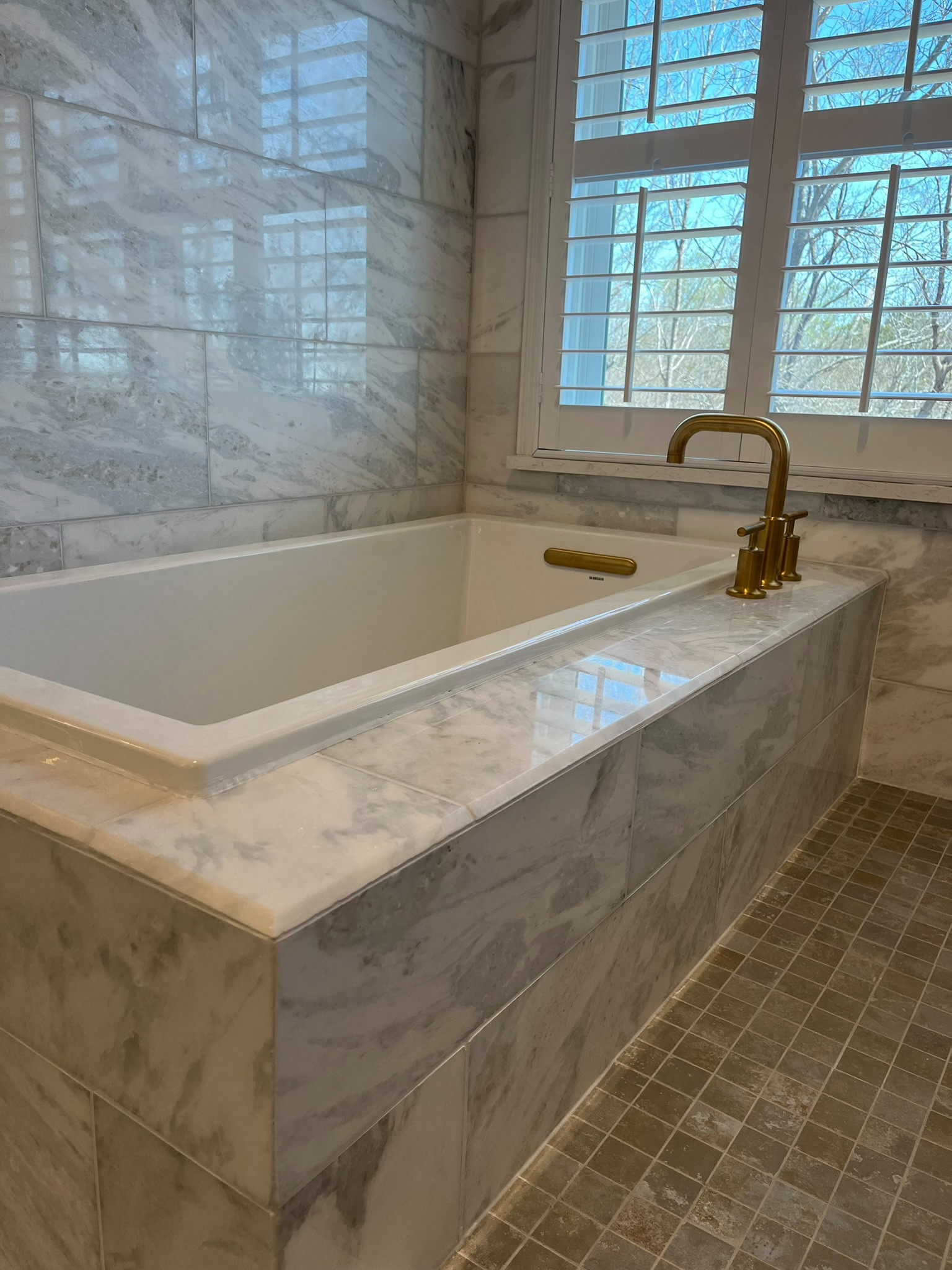 Country Club of the South Master Bathroom and Steam Room