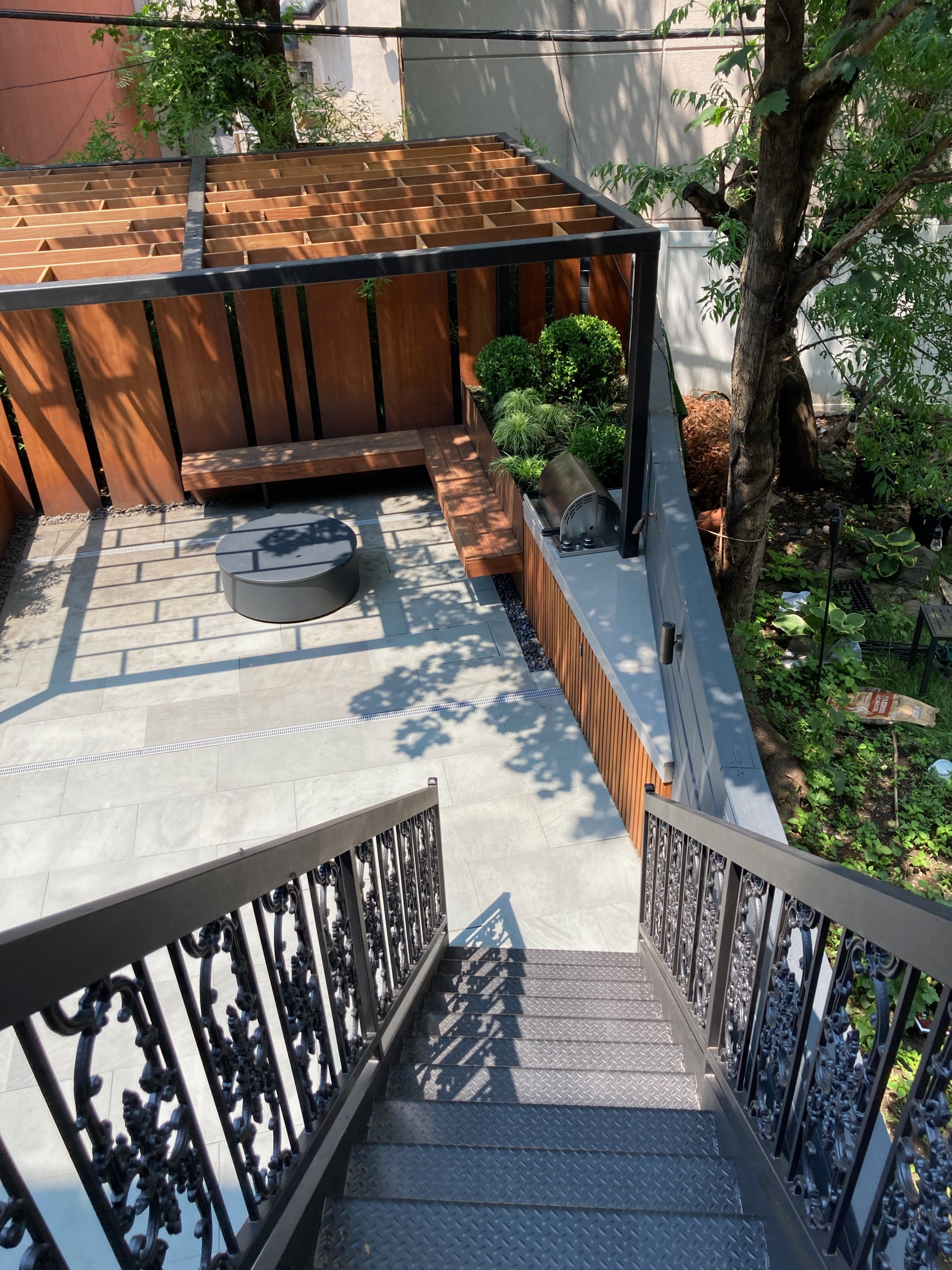 Brooklyn Angled Garden