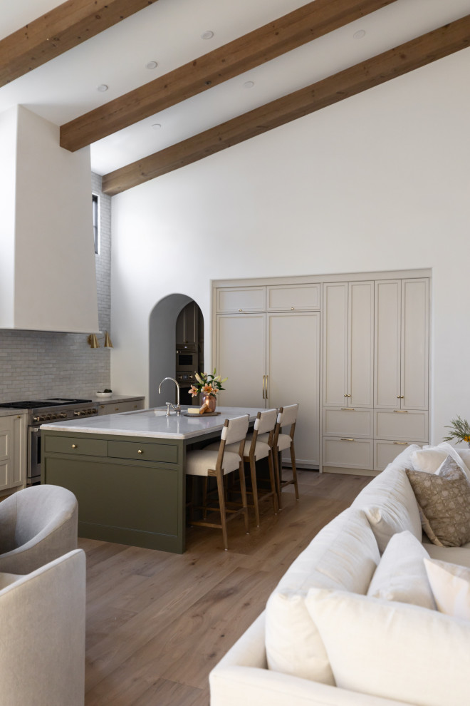 Transitional kitchen photo in Phoenix