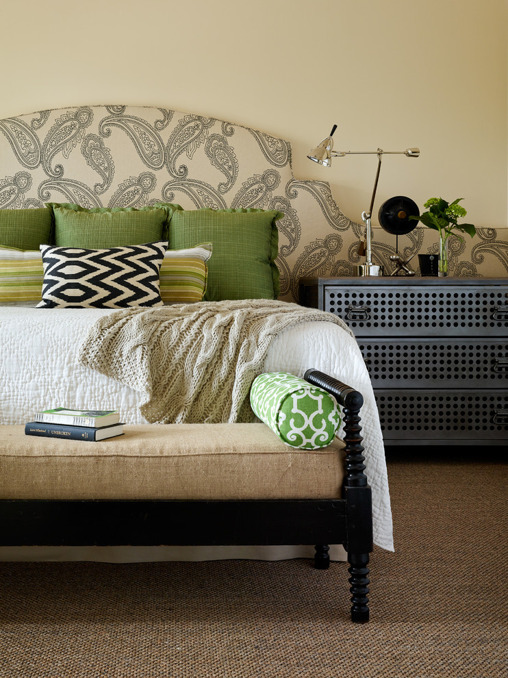 Bedroom - transitional bedroom idea in San Francisco with beige walls