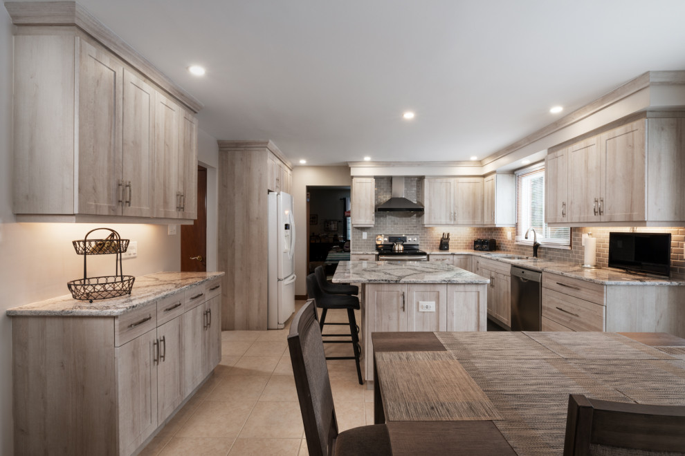 Kitchen - rustic kitchen idea