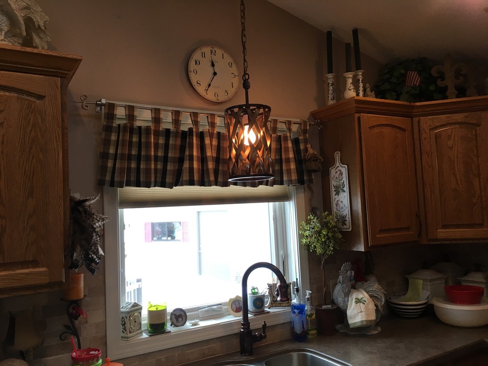 Photo of a small country kitchen in Minneapolis.