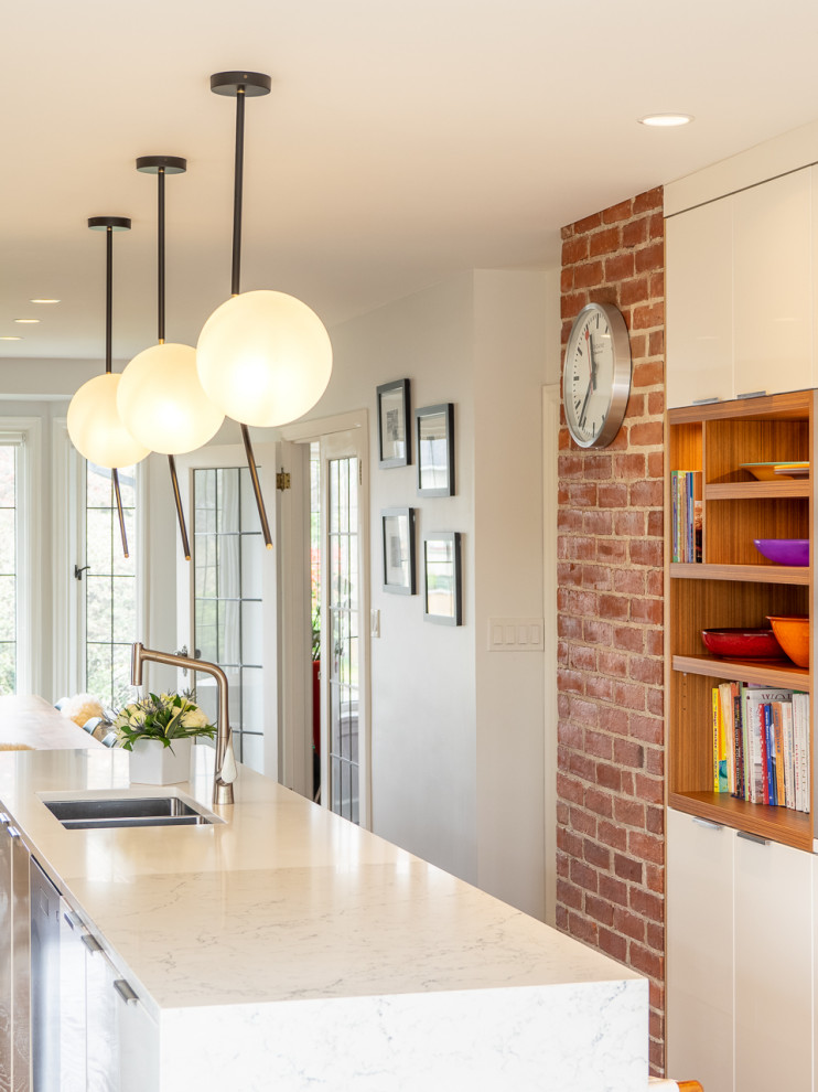 Inspiration for a mid-sized transitional galley kitchen remodel in Vancouver