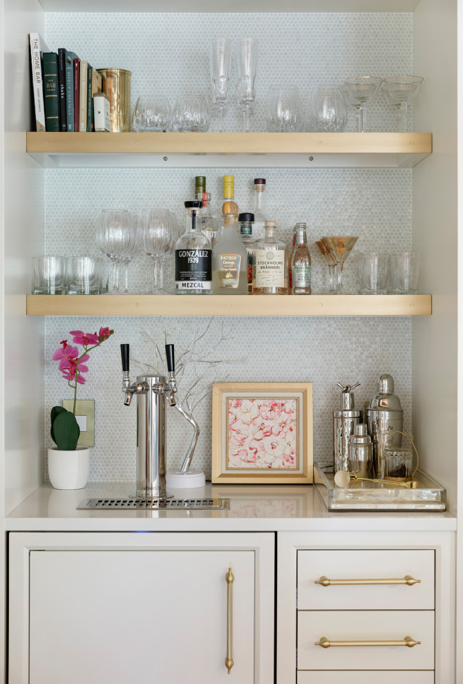 Inspiration for a transitional kitchen remodel in Minneapolis