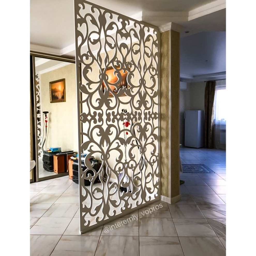 Зонирование резными перегородками