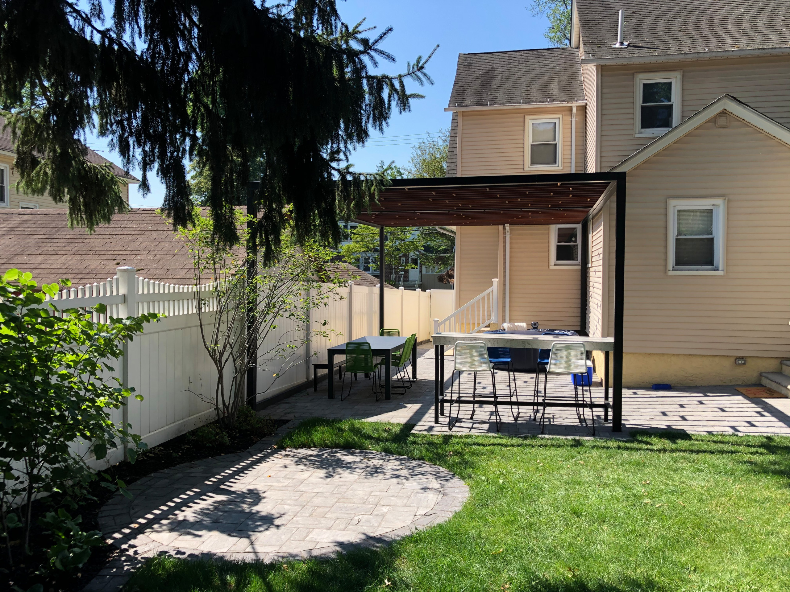 Englewood Shaded Garden