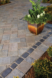 Unilock Richcliff Pavers - Traditional - Outdoor Products - Milwaukee ...