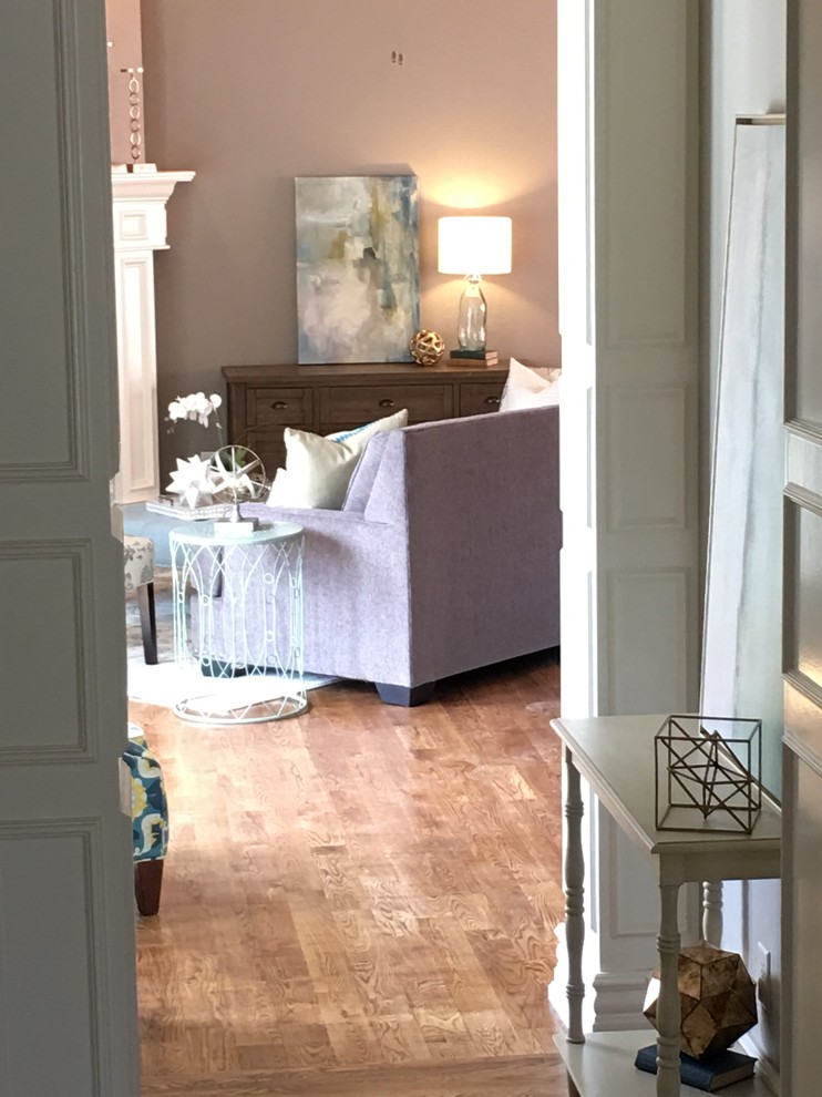 Home design - transitional home design idea