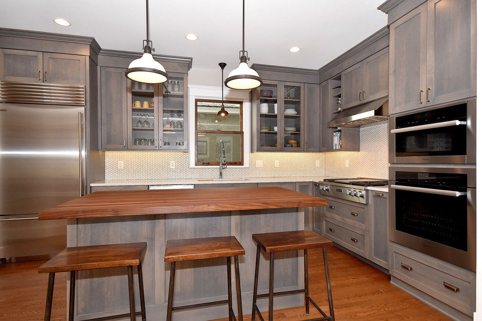 Edgewater Glen Kitchen & Bar - Transitional - Kitchen ...