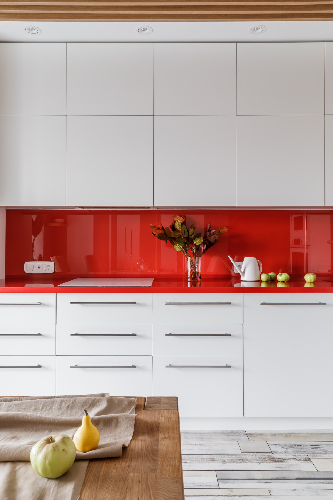 Квартира с фито-стеной и яркими акцентами в Москве