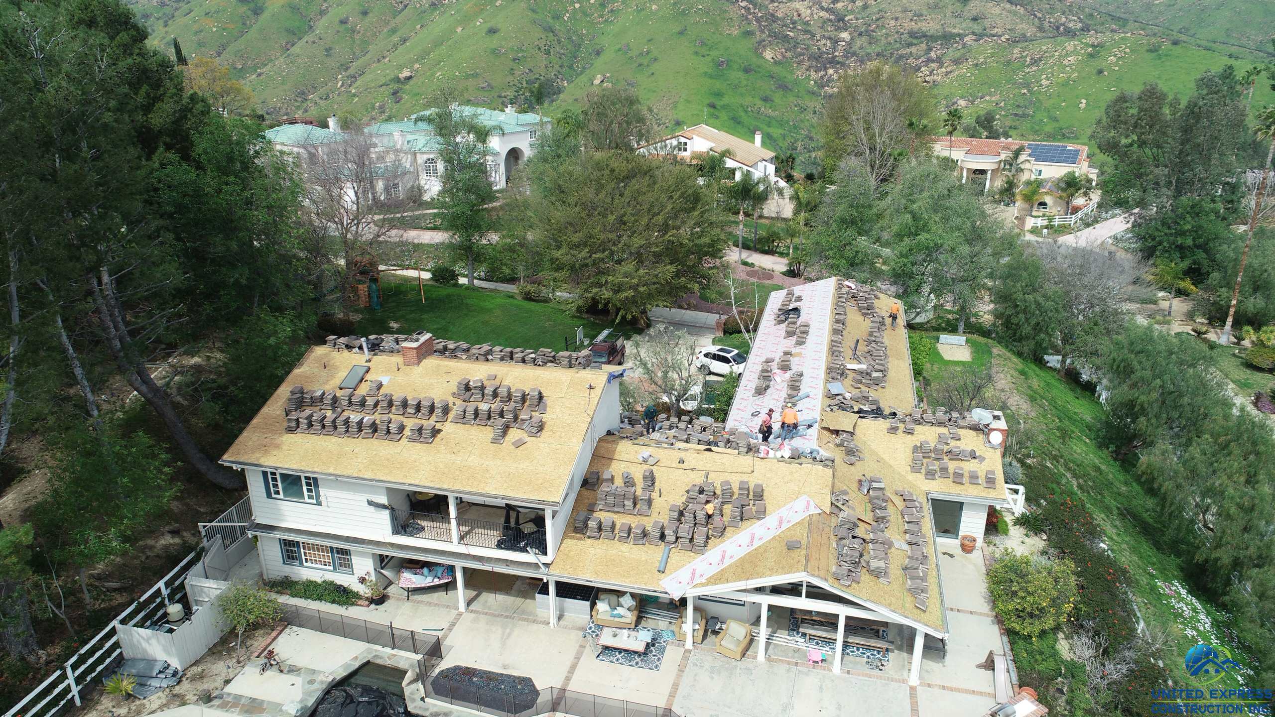 Roofing installation in Bell canyon