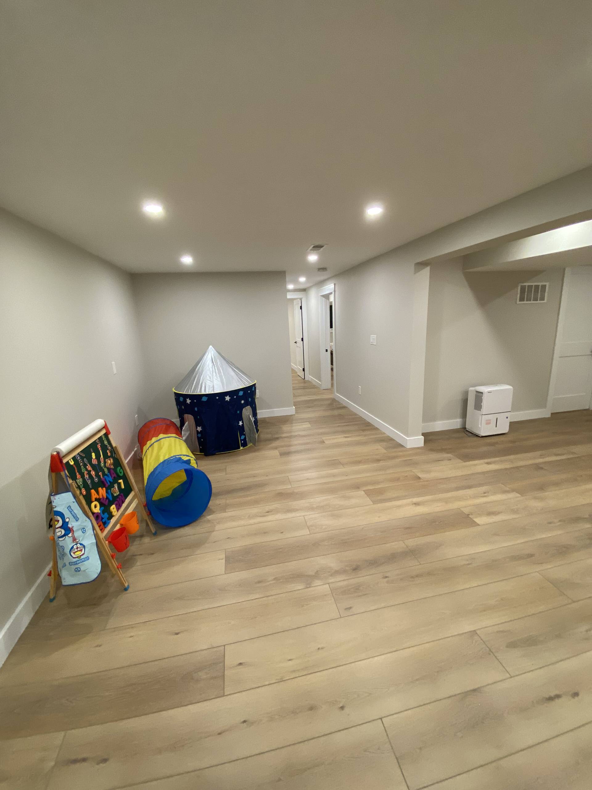 Basement and kitchen in Winchester