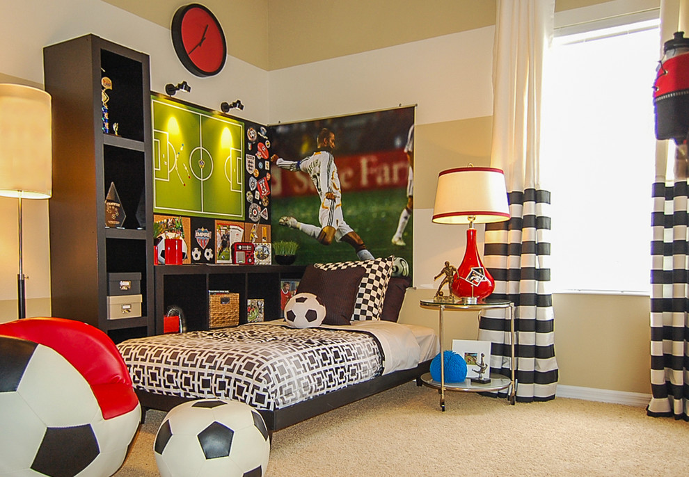 Photo of a transitional kids' room in Orlando.