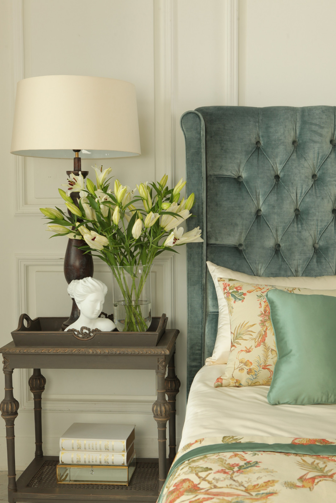 Оформление кроватей для компании Roy Bosh