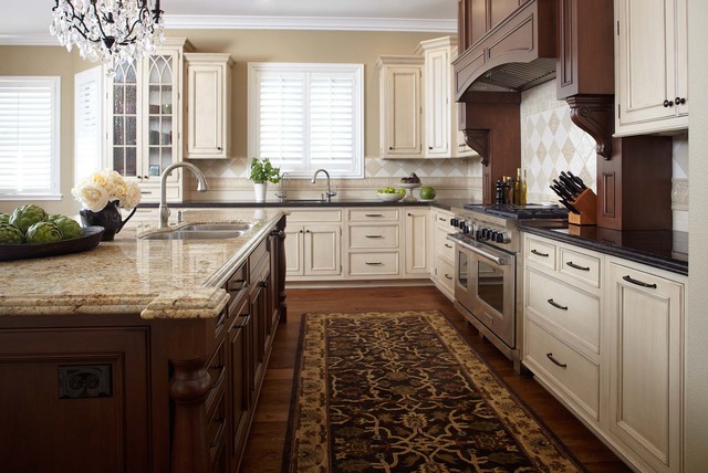 Elegant Traditional Kitchen - Traditional - Kitchen - San Francisco ...