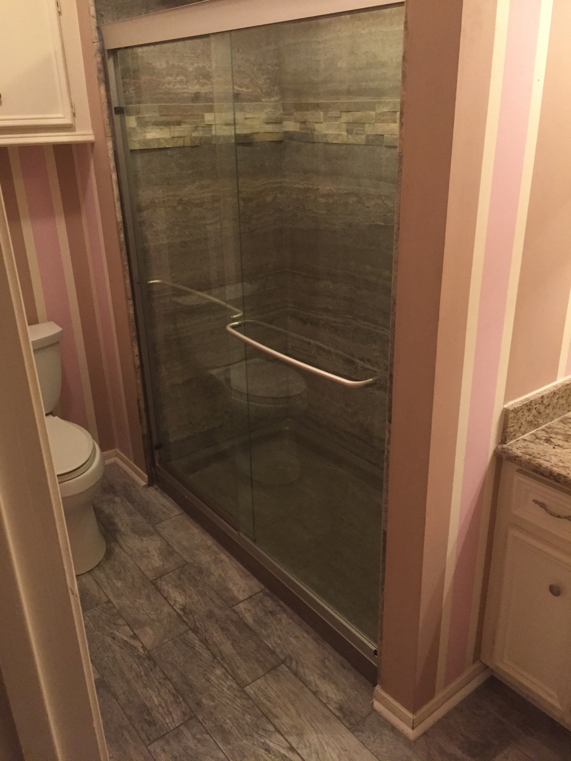 Tubs/ Showers