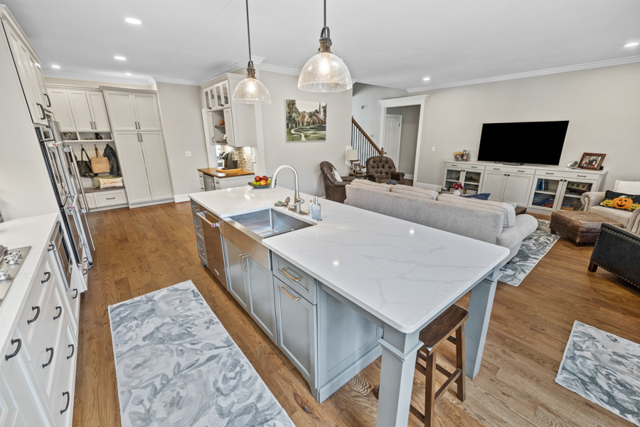 Cloudview Kitchen