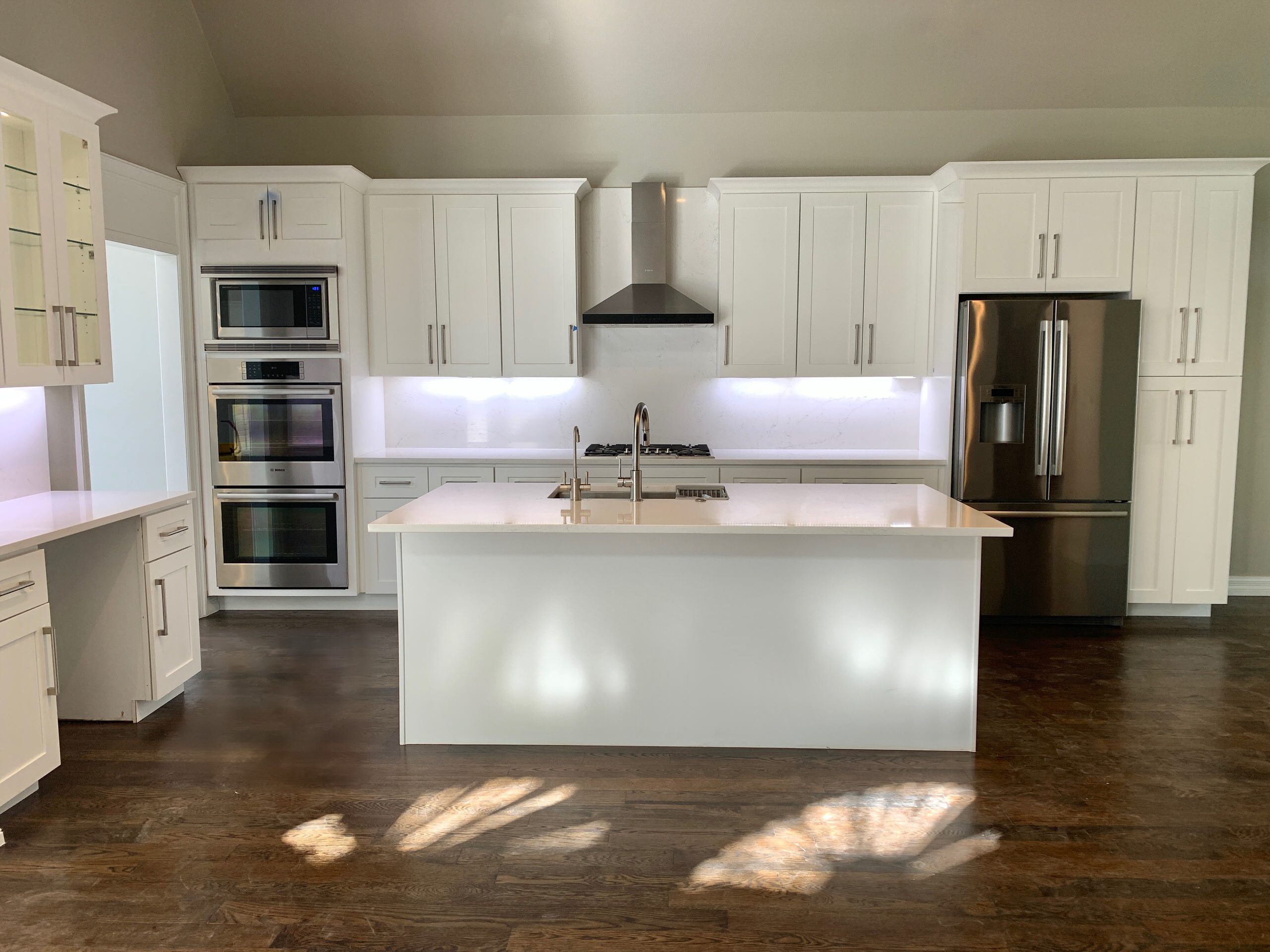 Open White Kitchen