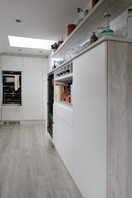 Slim storage modern-koek