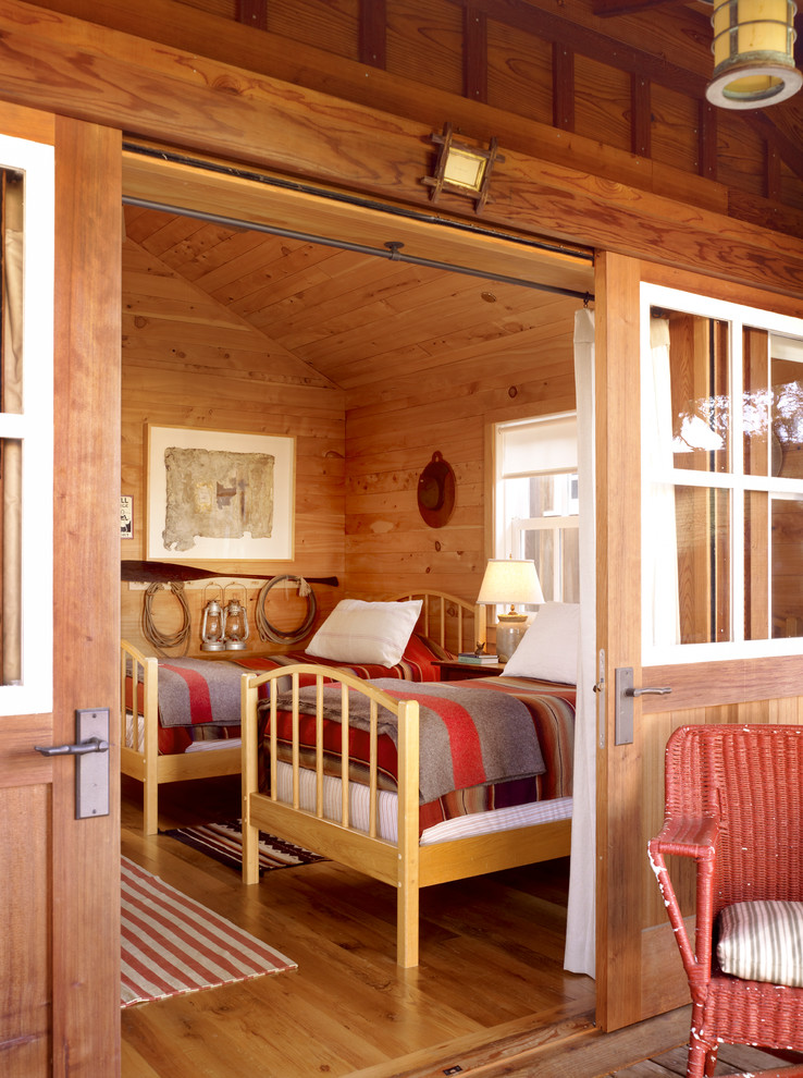 Mountain style bedroom photo in San Francisco