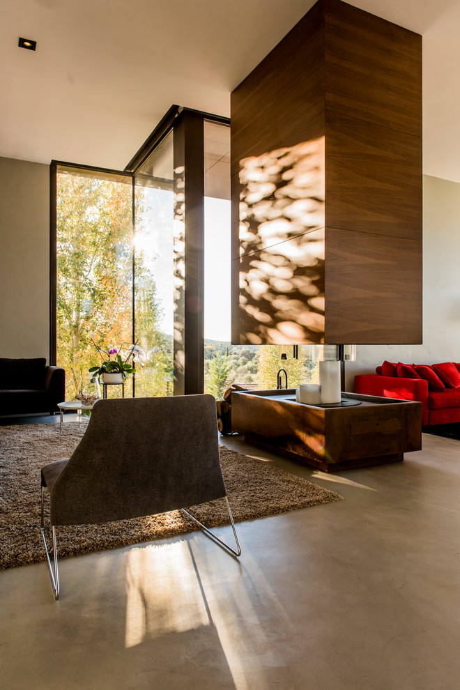 Contemporary living room in Madrid.