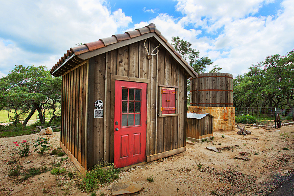 Inspiration for a country detached shed and granny flat in Austin.