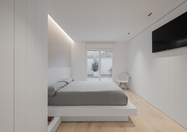 Reforma integral de un apartamento en Sabadell contemporary-bedroom