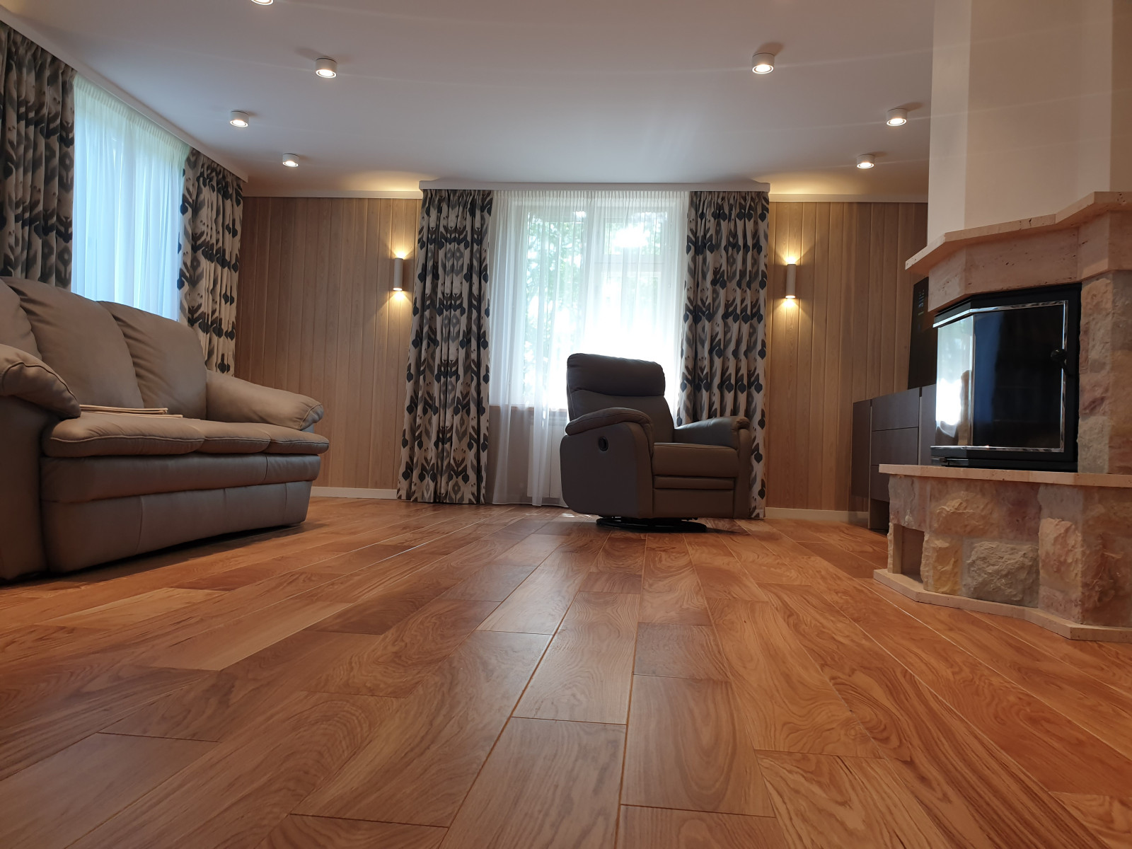 Шторы в интерьере на заказ