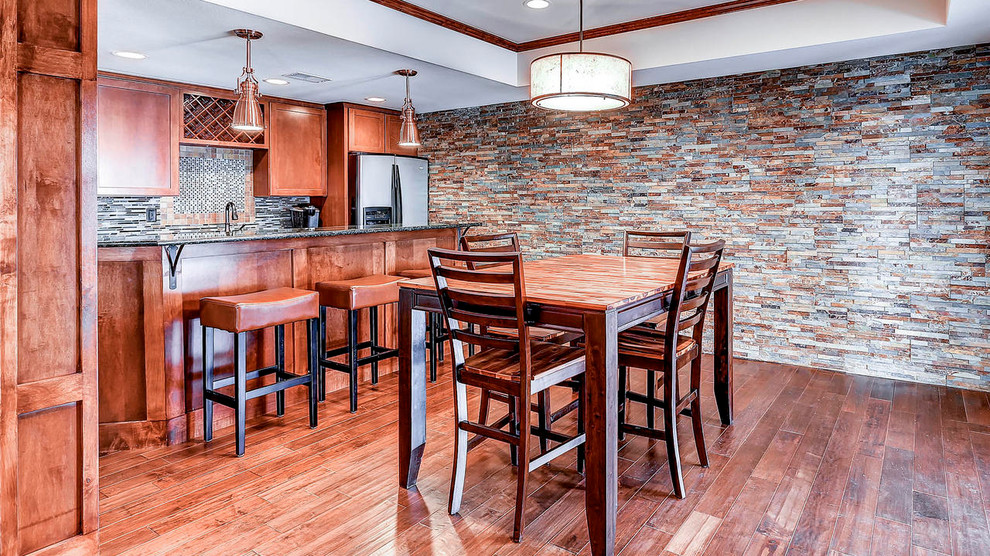 Kitchen - kitchen idea in Orange County