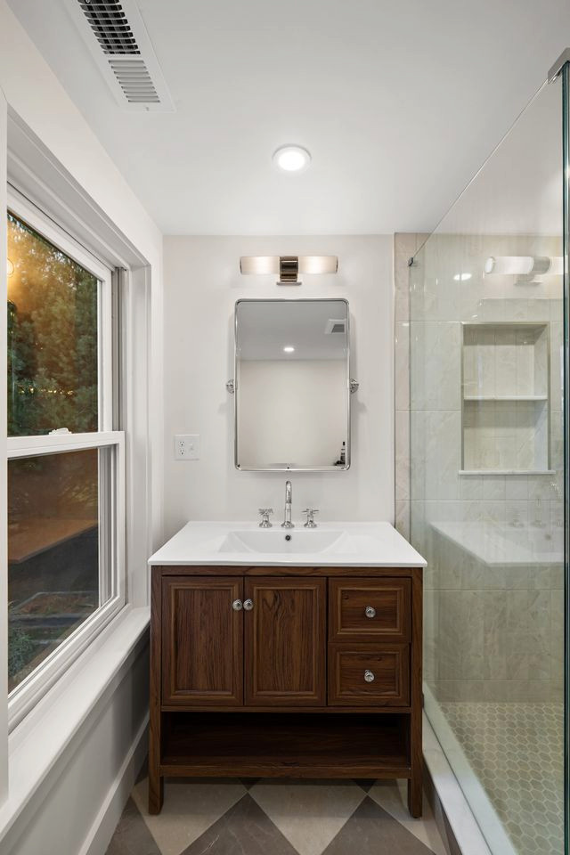 Nichols Residence Classic Bathroom Restoration