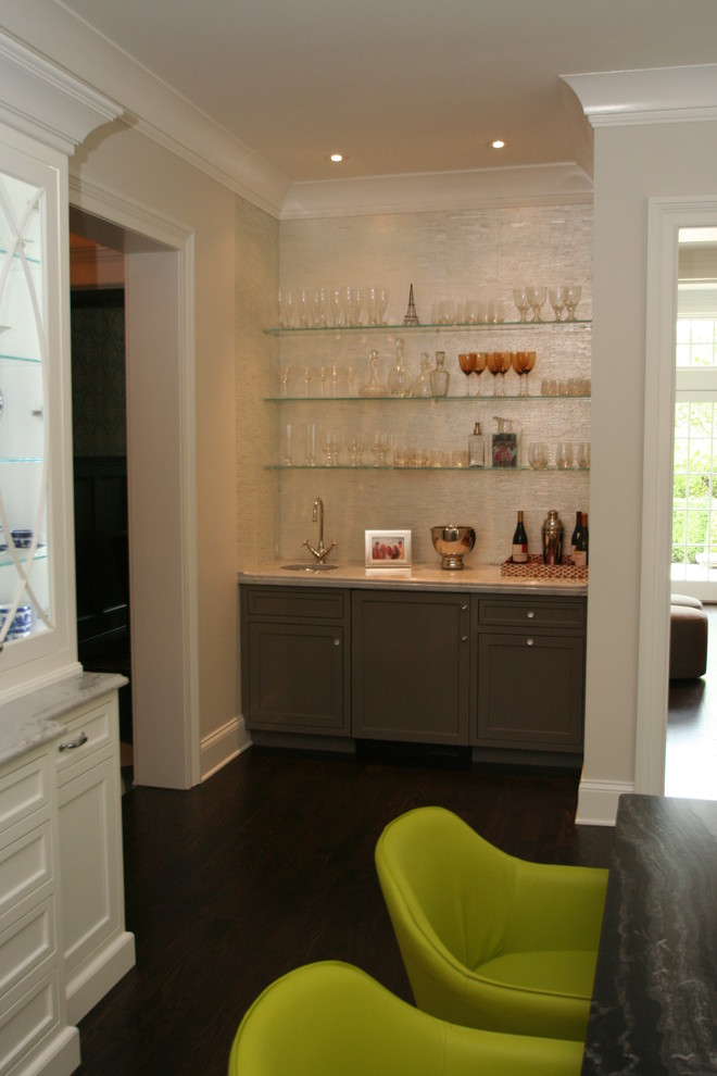 Inspiration for a transitional kitchen remodel in Chicago