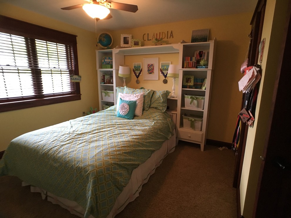 Bedroom - transitional bedroom idea