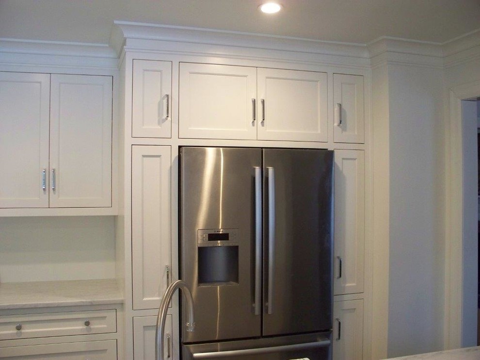 Home design - transitional home design idea