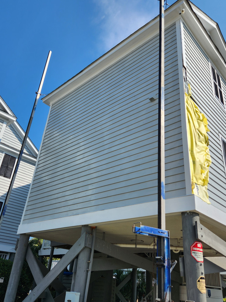 Exterior remodel / Windows / cider siding / paint