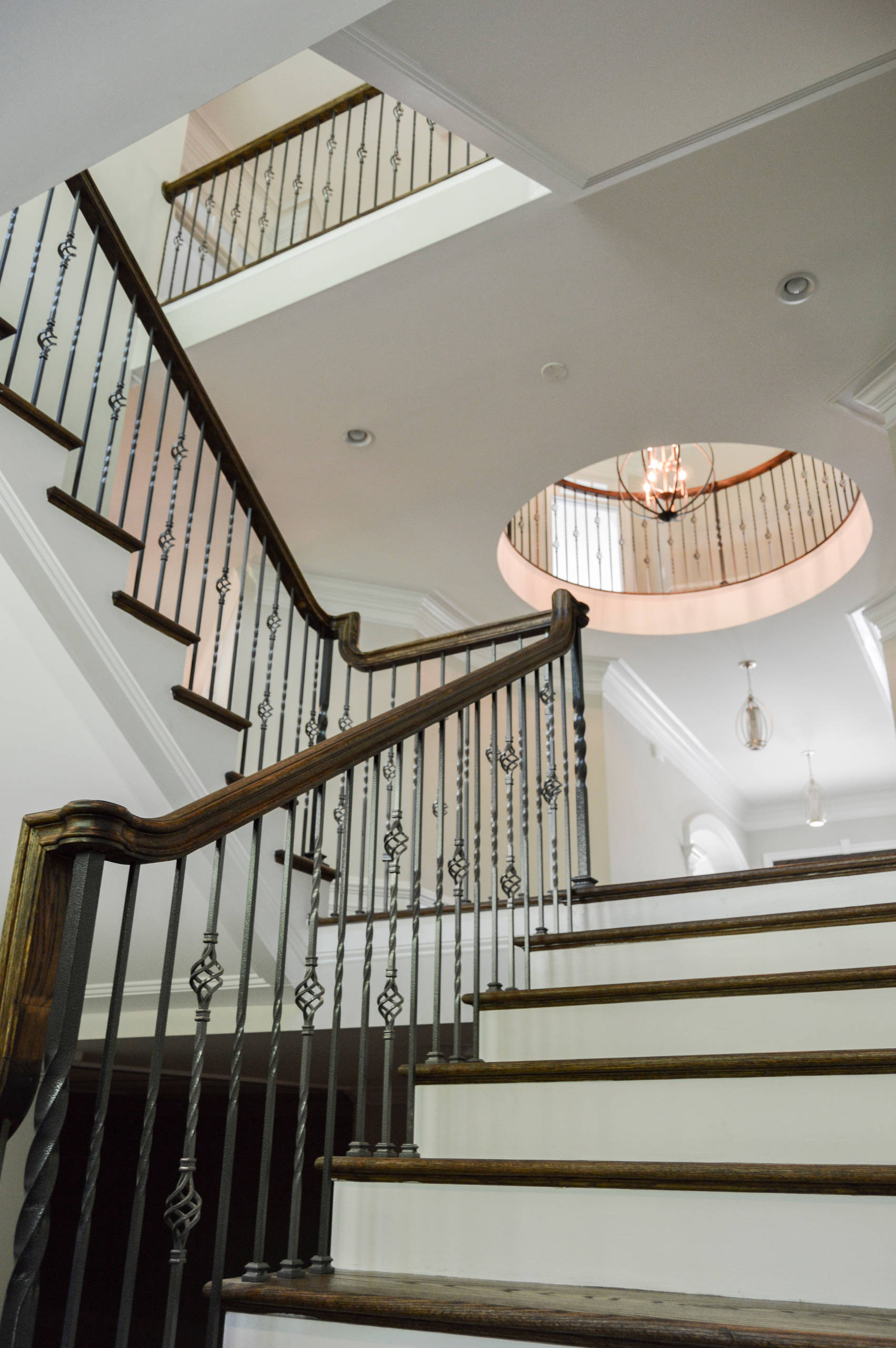 38_European Style Circular Balcony and Multi-level Staircase, Middleburg, VA 201
