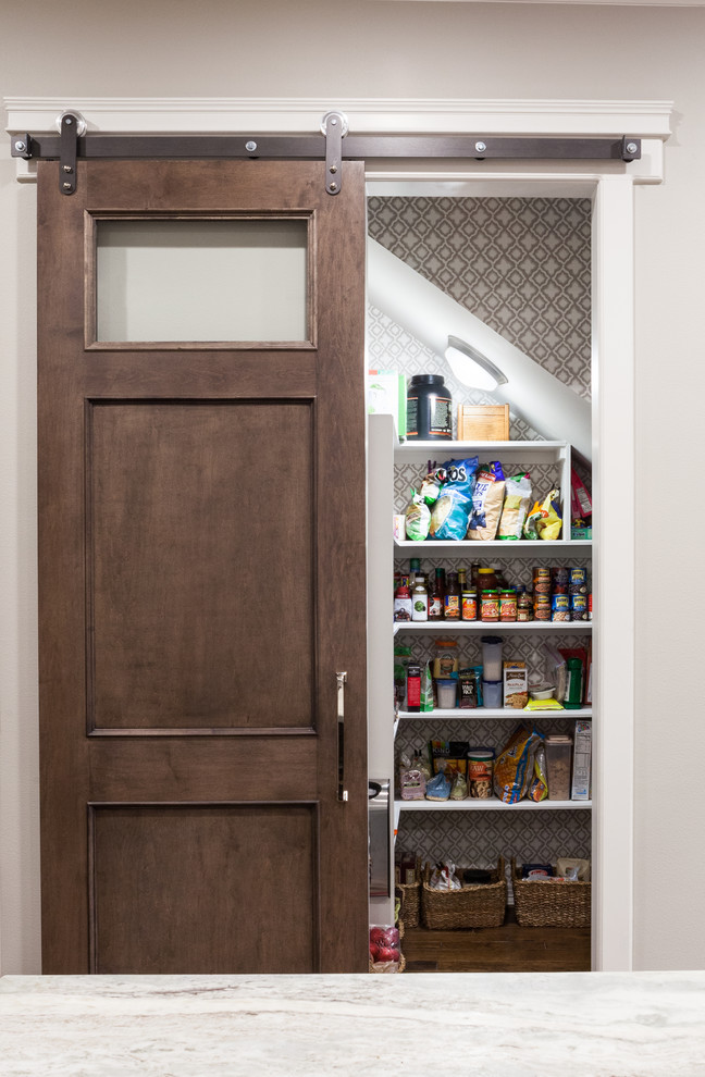 Home design - transitional home design idea in Houston