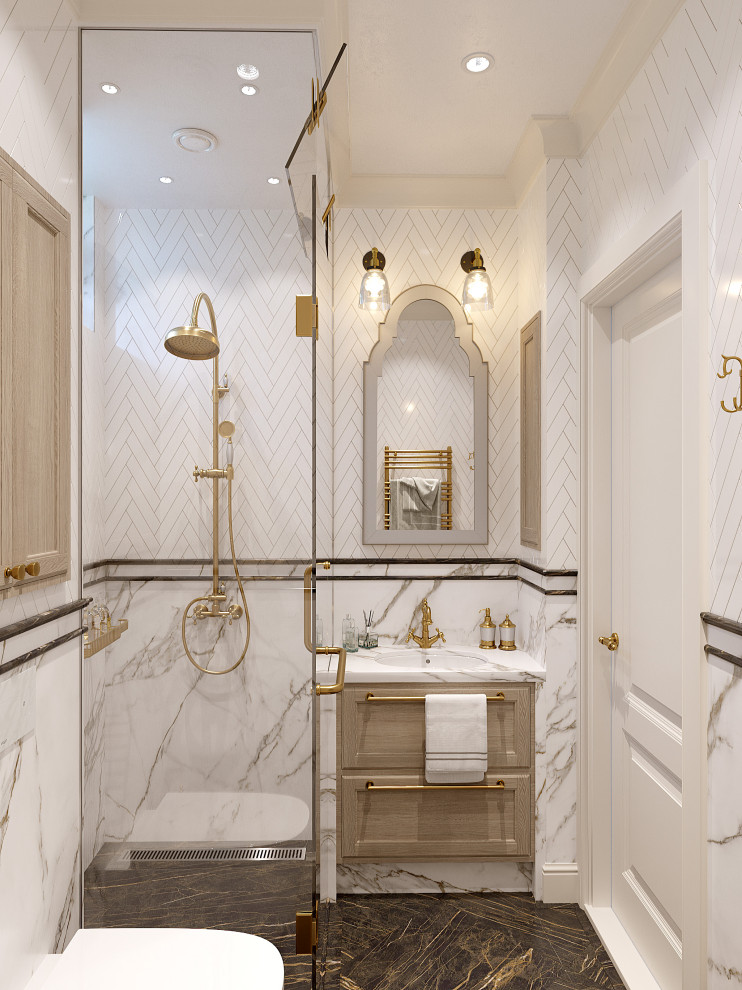 Idéer för ett litet klassiskt vit badrum, med luckor med infälld panel, skåp i mellenmörkt trä, en hörndusch, vit kakel, marmorkakel, marmorgolv, ett undermonterad handfat, marmorbänkskiva, svart golv och dusch med gångjärnsdörr