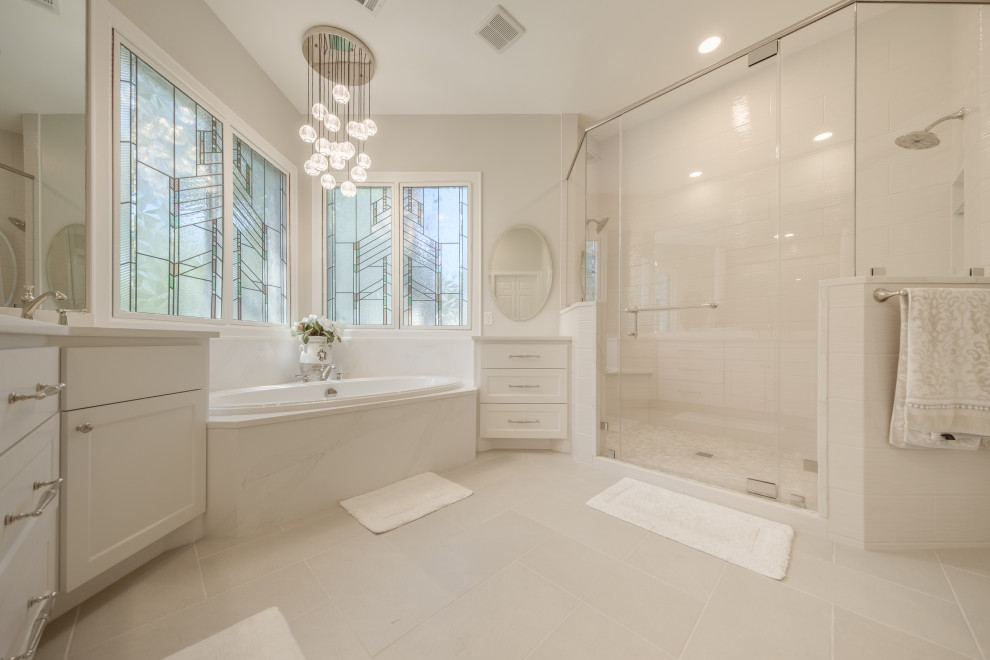 Example of a transitional bathroom design in Austin