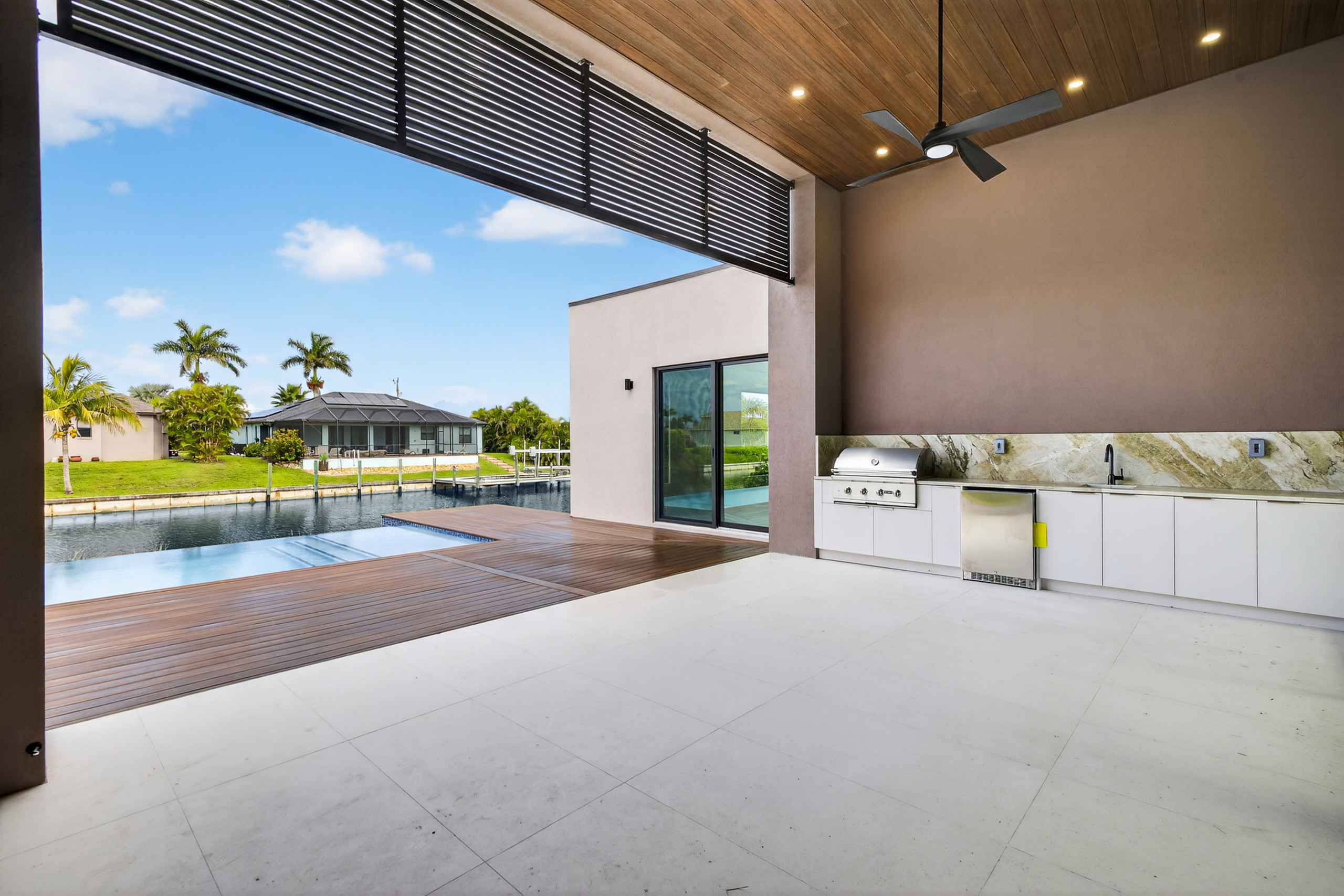 Patio Enclosures/Exterior
