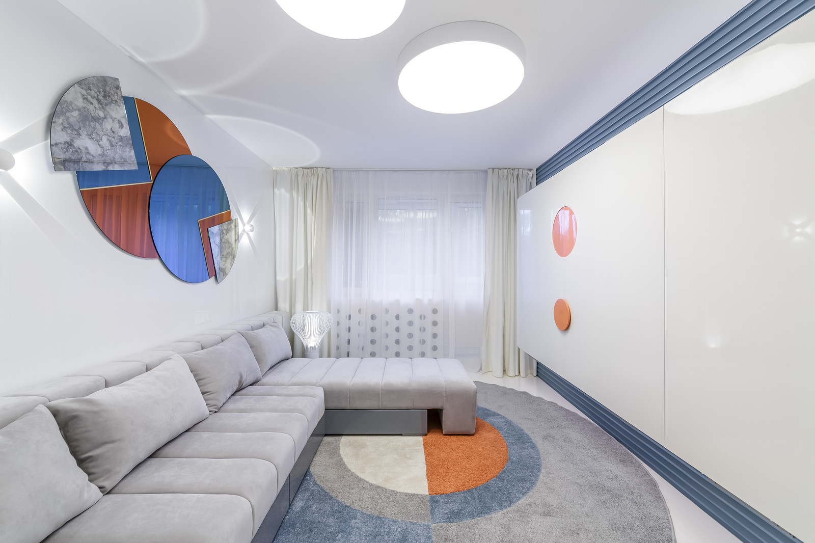 Космический люкс в гостиной для программы "Квартирный вопрос"