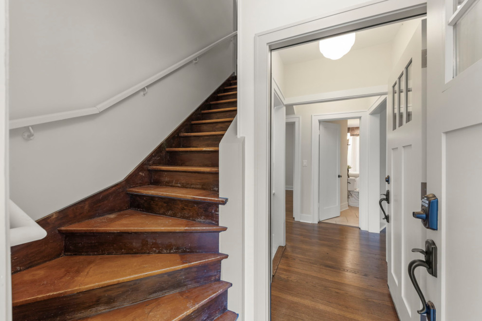 Glen Ellyn Duplex Renovation