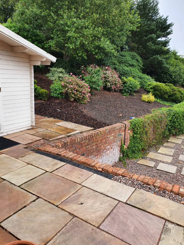 Garage Conversion to Man Pad