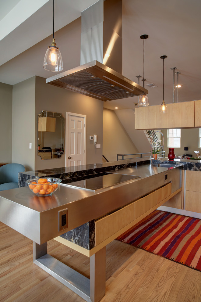 Transitional kitchen photo in Baltimore