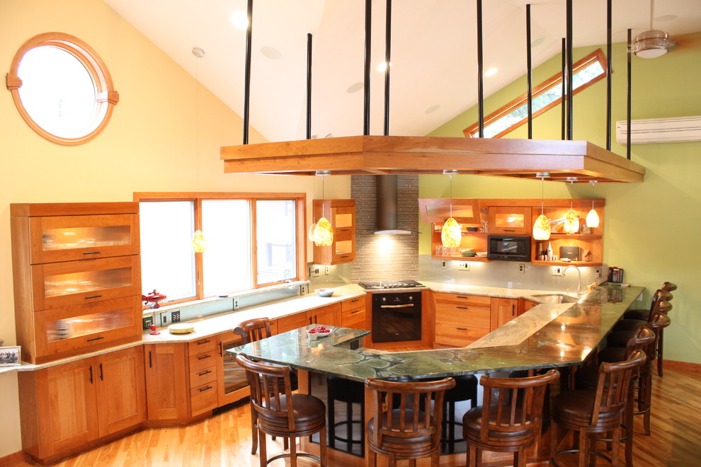 Home design - transitional home design idea in Boston