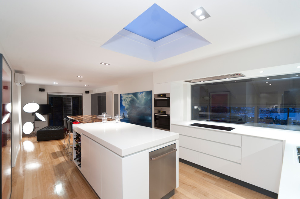Photo of a contemporary kitchen in Hobart.