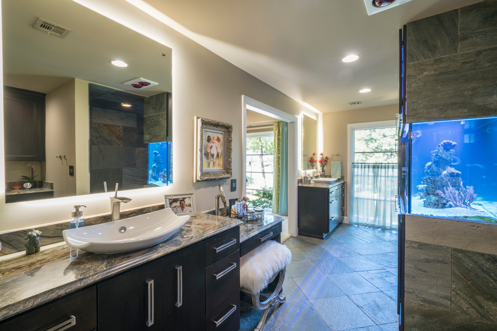 Home design - transitional home design idea