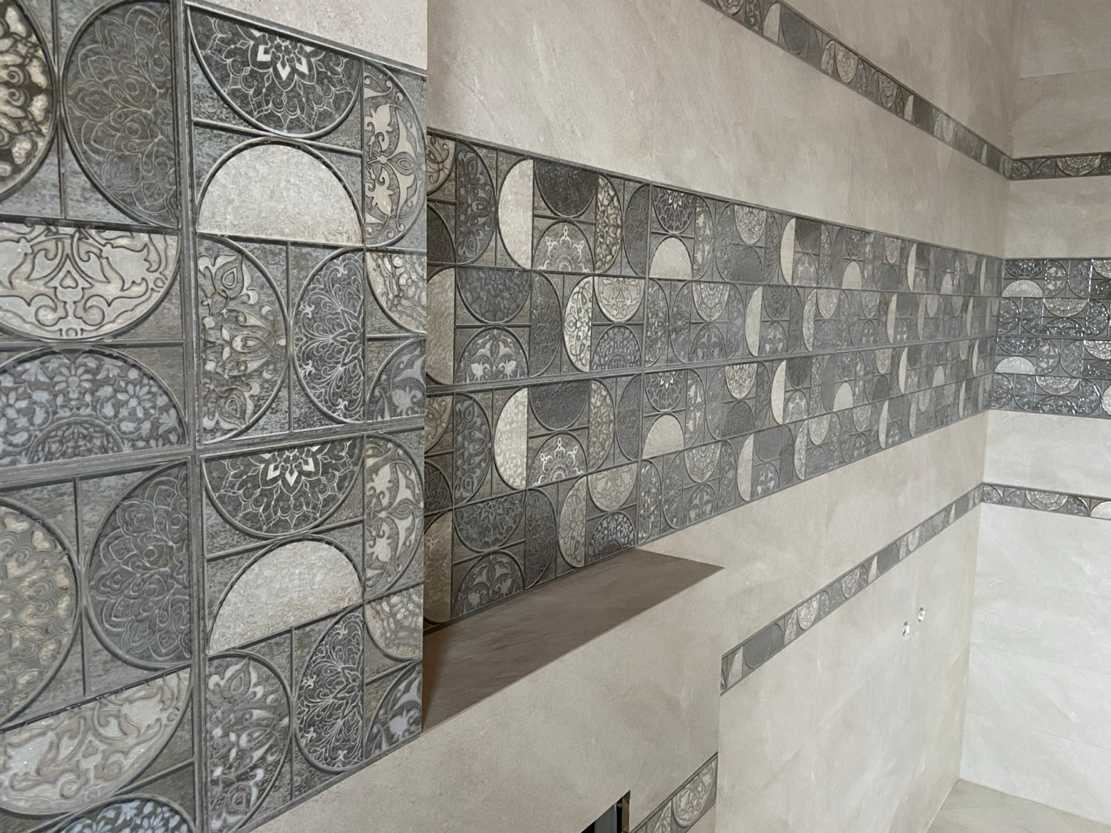 Укладка керамогранита в ваной