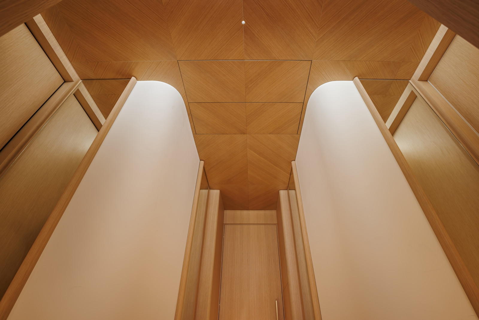 Фотосъёмка квартиры для производителя мебели и интерьерных конструкций «Axioma»